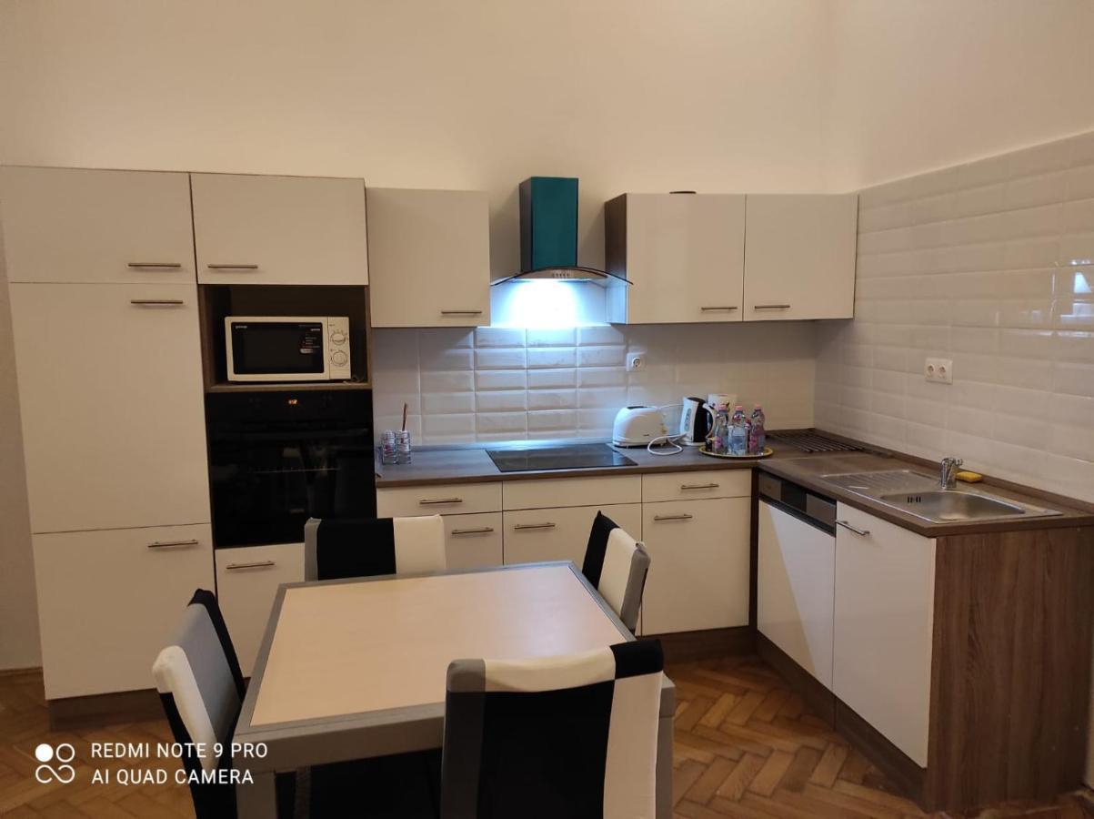 Zonaflat - Opera Apartment Budapest Exterior photo